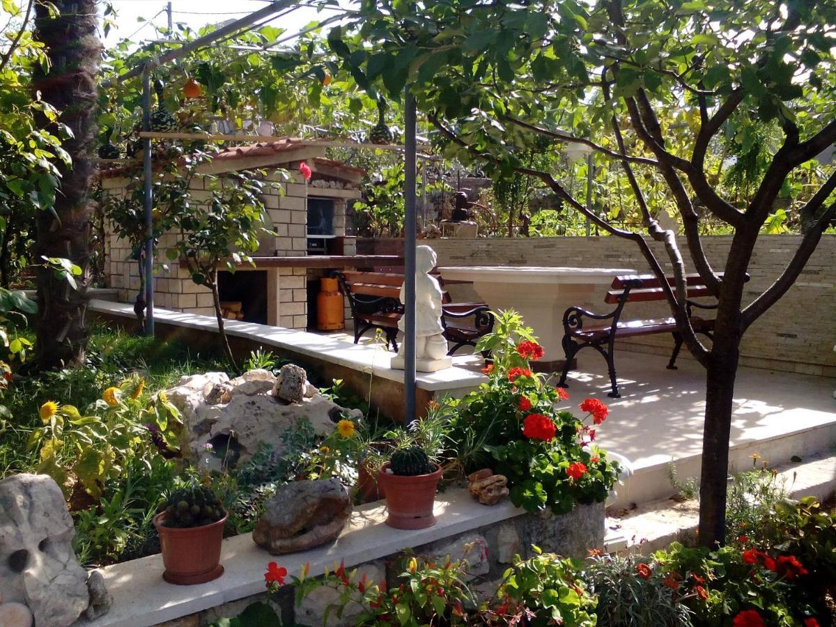 Vrh  Apartment Marija מראה חיצוני תמונה