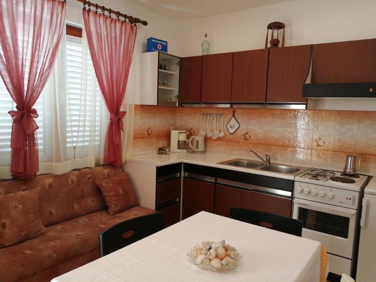 Vrh  Apartment Marija מראה חיצוני תמונה