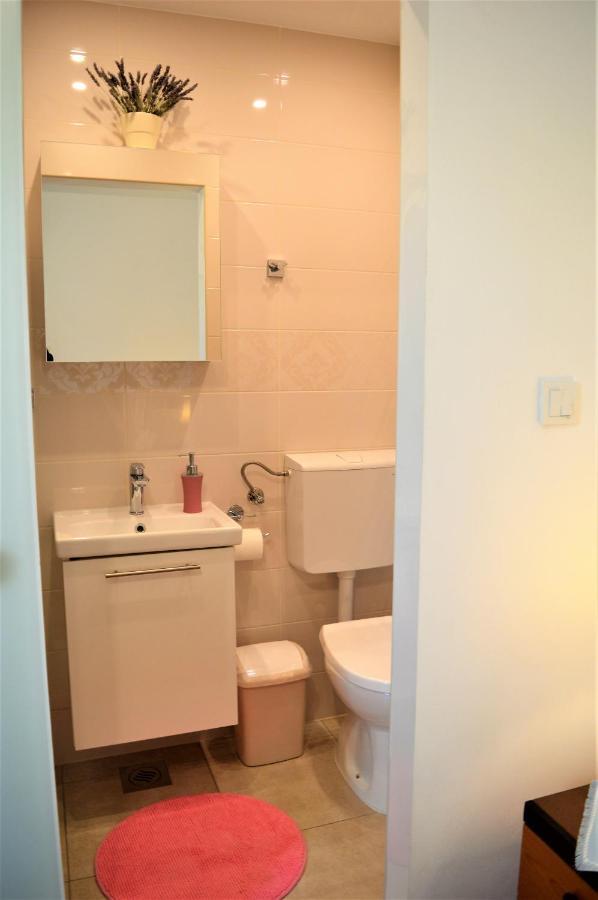 Vrh  Apartment Marija מראה חיצוני תמונה